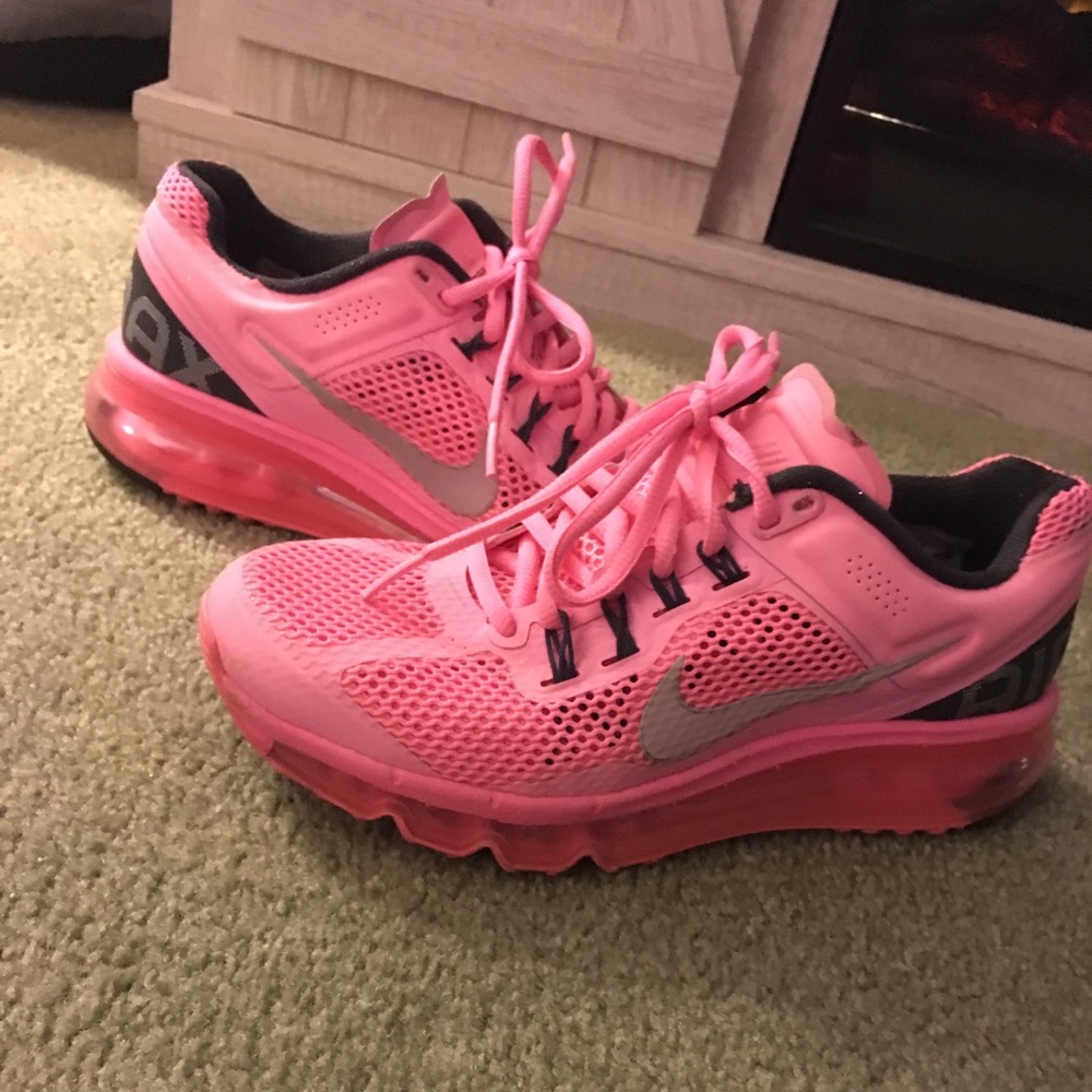 Nike shoes
